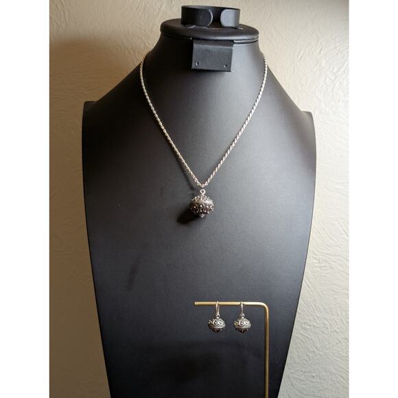 VTG 925 Italy SS Rope Chain Bali Ball Pendant & Hoop Dangle Earring Set 24.39g - Picture 10 of 10